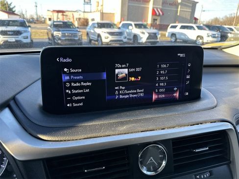 Used 2022 Lexus RX 350 350 w/ Premium Package image 16