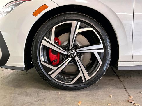 New 2026 Volkswagen GTI SE image 14