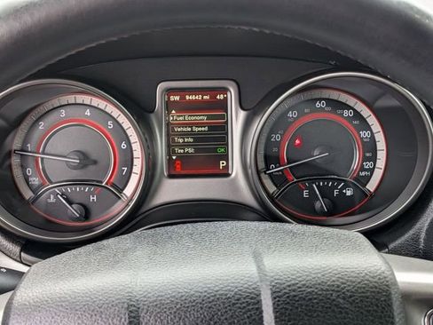 Used 2017 Dodge Journey Crossroad FWD image 17