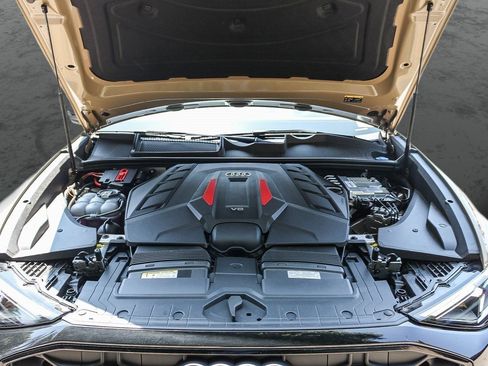 New 2025 Audi SQ8 Prestige image 30