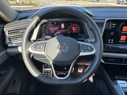 New 2026 Volkswagen Atlas Peak Edition AWD/4WD image 11