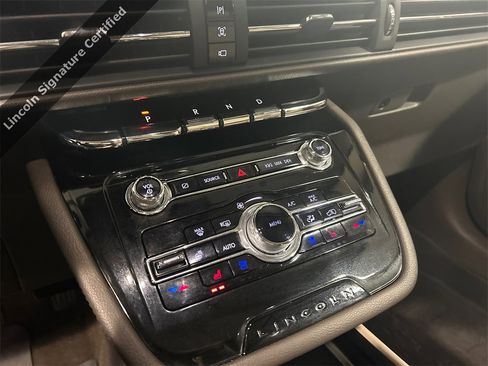 Certified 2022 Lincoln Corsair Reserve w/ Sport Package image 17