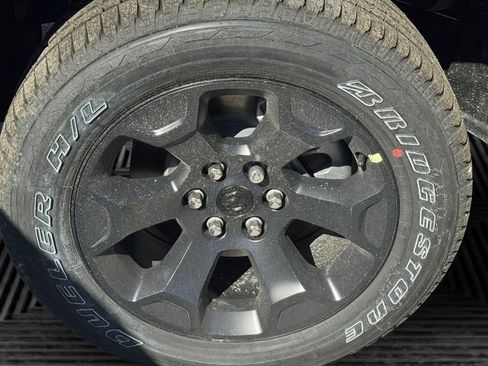 New 2026 RAM 1500 Express AWD/4WD image 8