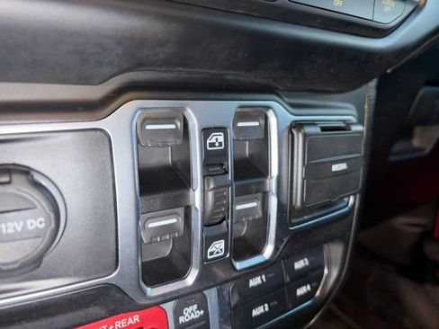 Used 2021 Jeep Wrangler Unlimited Rubicon image 11