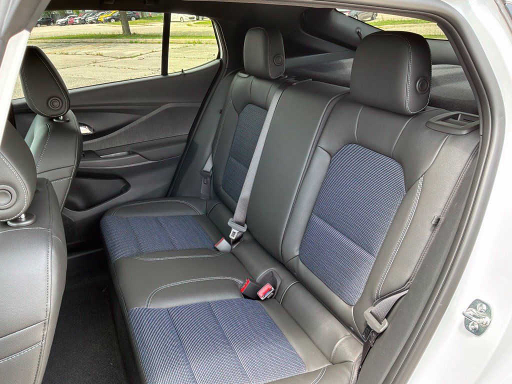 New 2026 Buick Envista Sport Touring w/ Convenience I Package FWD image 23