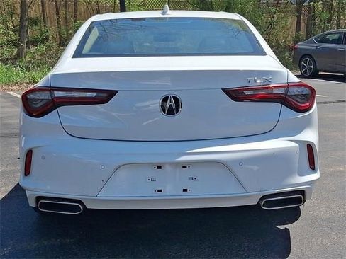 Certified 2025 Acura TLX w/ Technology Package image 10