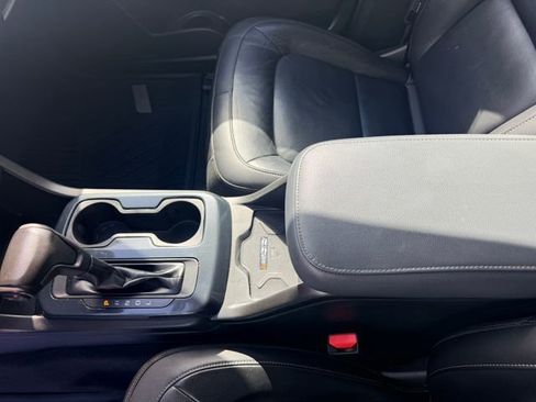 Used 2020 Chevrolet Colorado Z71 w/ Z71 Midnight Edition image 19