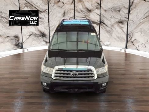 Used 2014 Toyota Sequoia Platinum AWD/4WD image 2
