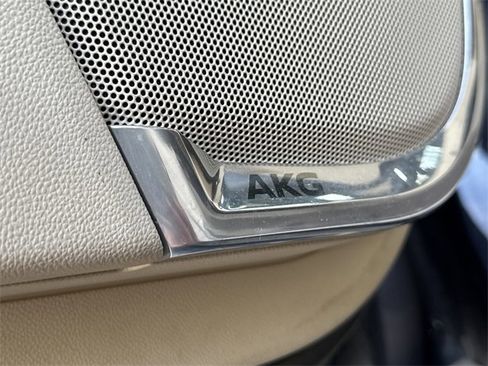 Used 2023 Cadillac Escalade ESV Premium Luxury w/ LPO, Radiant Package image 19