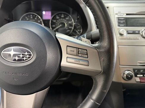 Used 2011 Subaru Legacy 2.5i Premium image 15