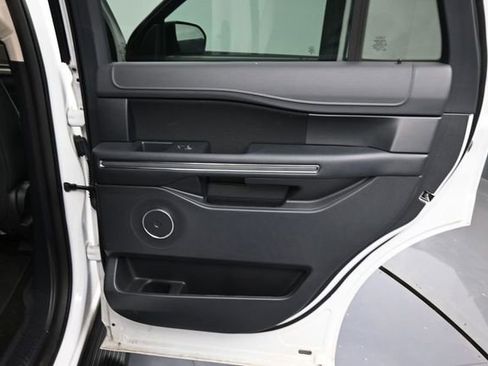 Used 2023 Ford Expedition XL AWD/4WD image 27