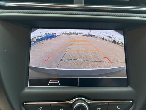 Used 2023 Chevrolet TrailBlazer LT image 17