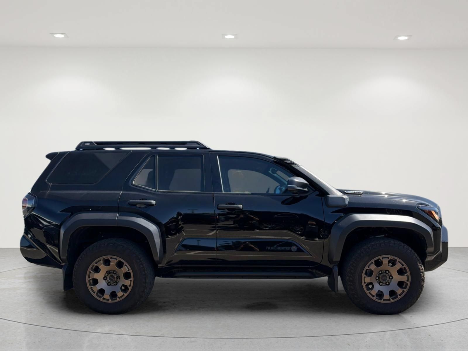 Used 2025 Toyota 4Runner Trailhunter AWD/4WD image 5