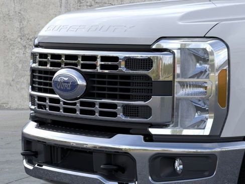 New 2026 Ford F350 XL w/ XL Chrome Package RWD image 17