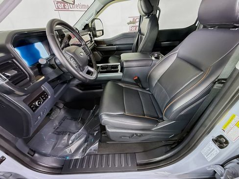 Used 2025 Ford F250 Lariat w/ Lariat Ultimate Package AWD/4WD image 30