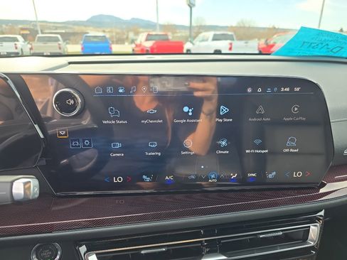 New 2026 Chevrolet Traverse Z71 w/ Driver Confidence Package image 15