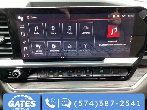 Used 2024 GMC Sierra 1500 SLT w/ SLT Premium Plus Package AWD/4WD image 3