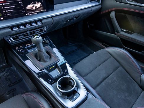 Used 2022 Porsche 911 GT3 image 45