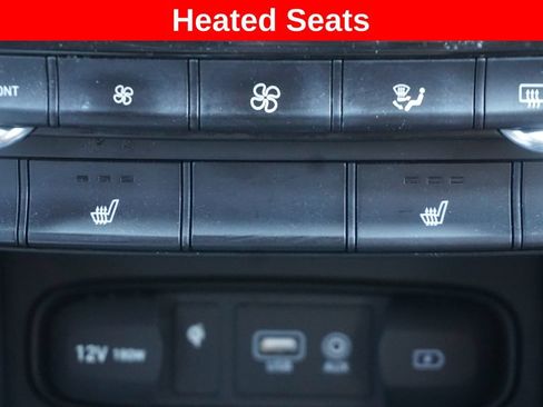 Used 2020 Hyundai Santa Fe SEL w/ Convenience Package FWD image 7