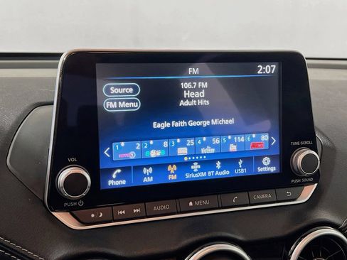 Used 2024 Nissan Sentra SV FWD image 13