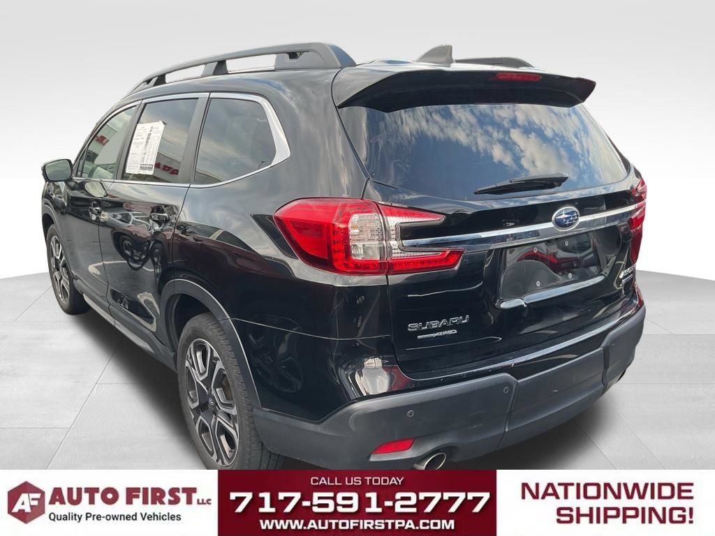 Used 2023 Subaru Ascent Limited AWD/4WD image 3