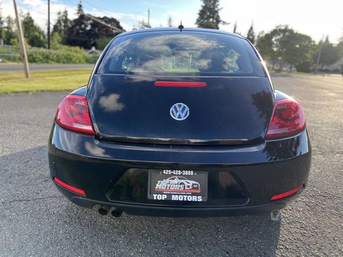 Used 2012 Volkswagen Beetle 2.5 FWD image 6