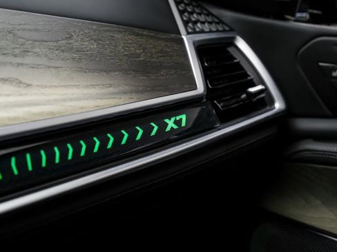 Used 2024 BMW ALPINA XB7 AWD/4WD image 29