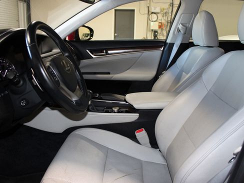 Used 2013 Lexus GS 350 w/ Premium Pkg RWD image 32