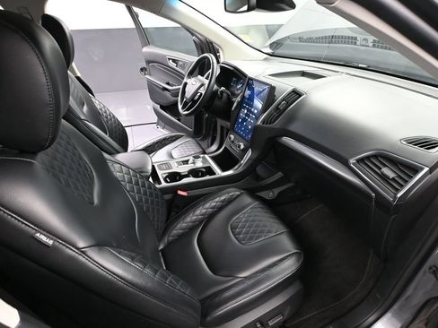 Used 2024 Ford Edge Titanium AWD/4WD image 46