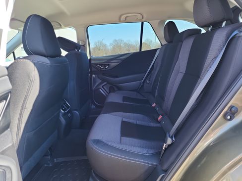 Certified 2025 Subaru Outback Premium w/ Popular Package #1A image 11