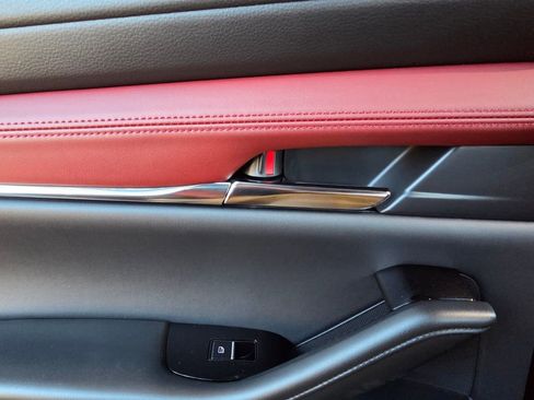 New 2026 MAZDA MAZDA3 2.5 S Hatchback w/ Premium Pkg image 9