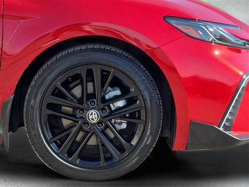 Certified 2025 Toyota Camry SE image 11