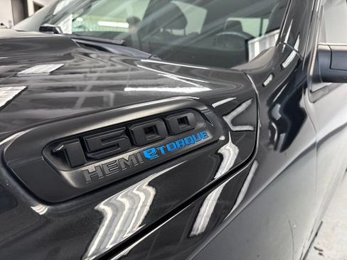 Used 2021 RAM 1500 Big Horn AWD/4WD image 6