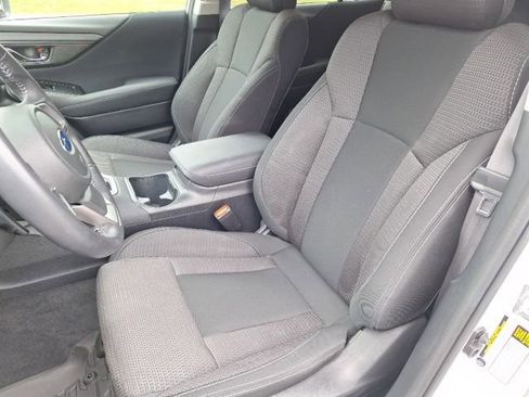 Used 2022 Subaru Outback Premium AWD/4WD image 13