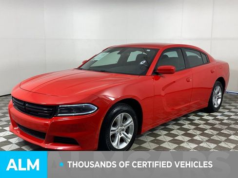 Used 2022 Dodge Charger SXT image 4