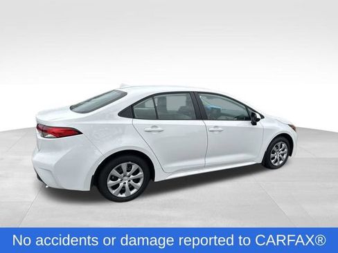 Certified 2026 Toyota Corolla LE FWD image 3