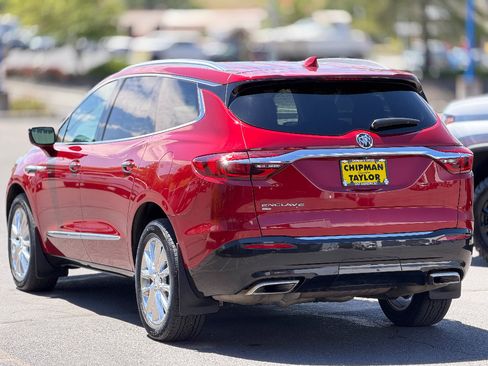 Used 2021 Buick Enclave Premium w/ Sun and Sites Package AWD/4WD image 22