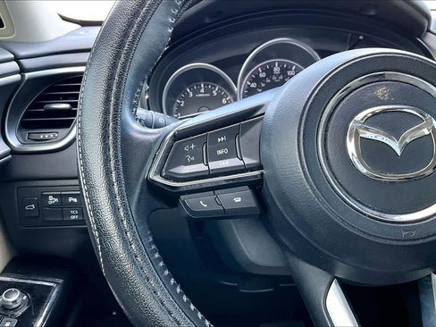 Used 2017 MAZDA CX-9 Touring image 22