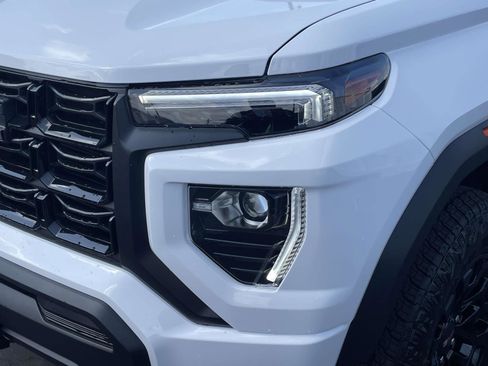 New 2026 GMC Canyon Elevation image 29