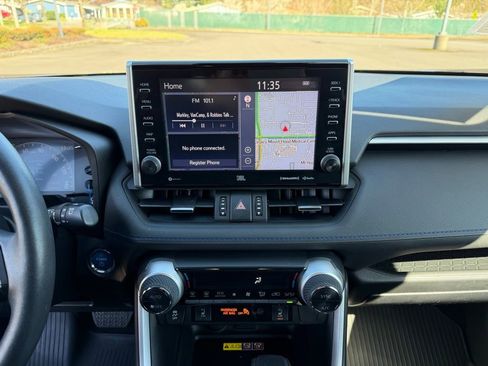 Used 2022 Toyota RAV4 XSE image 22