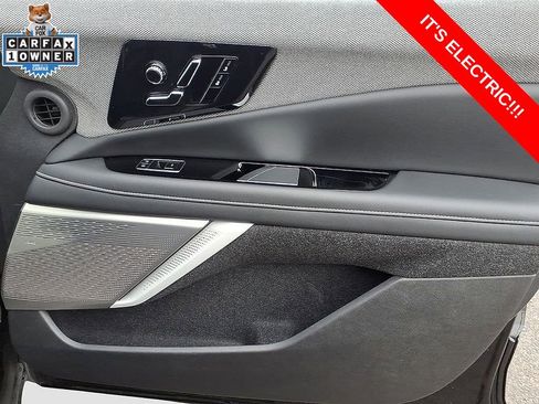 Used 2025 Cadillac Optiq Sport 1 AWD/4WD image 9