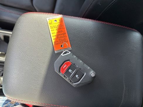 Used 2024 Jeep Wrangler Rubicon w/ Convenience Group image 43