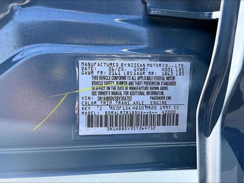 Certified 2025 Nissan Sentra SR FWD image 18