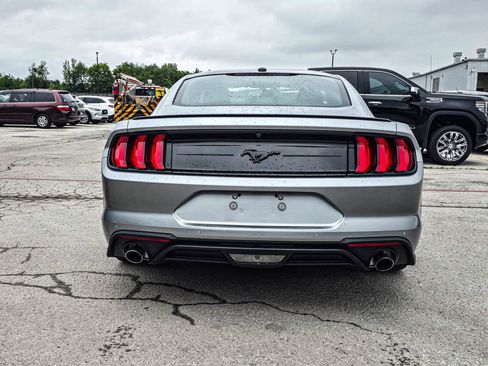 Used 2020 Ford Mustang Coupe w/ Equipment Group 101A RWD image 5