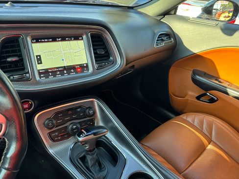 Used 2019 Dodge Challenger SRT Hellcat Redeye image 43