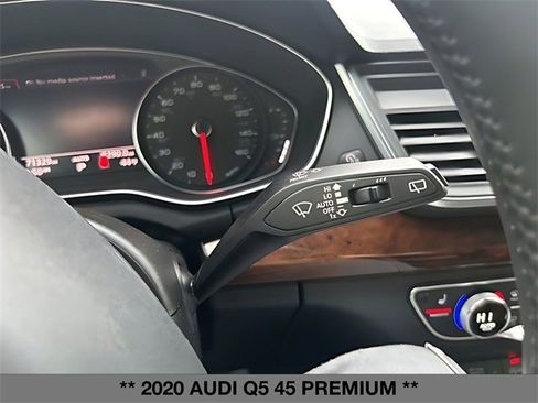 Used 2020 Audi Q5 2.0T Premium image 28