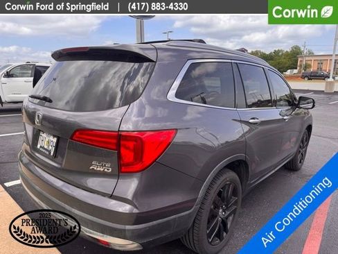 Used 2017 Honda Pilot Elite image 5
