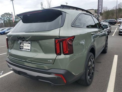 Certified 2025 Kia Sorento SX Prestige w/ Sage Leather Package image 5