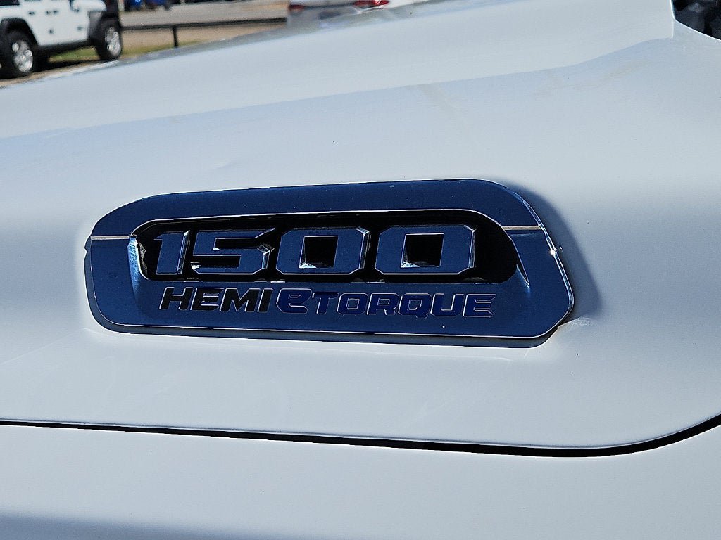 Used 2023 RAM 1500 Laramie RWD image 14