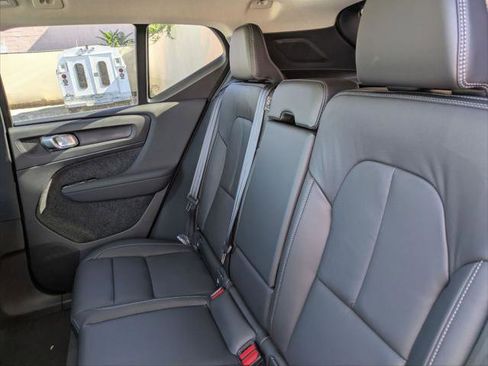 New 2026 Volvo XC40 B5 Ultra w/ Climate Package image 11